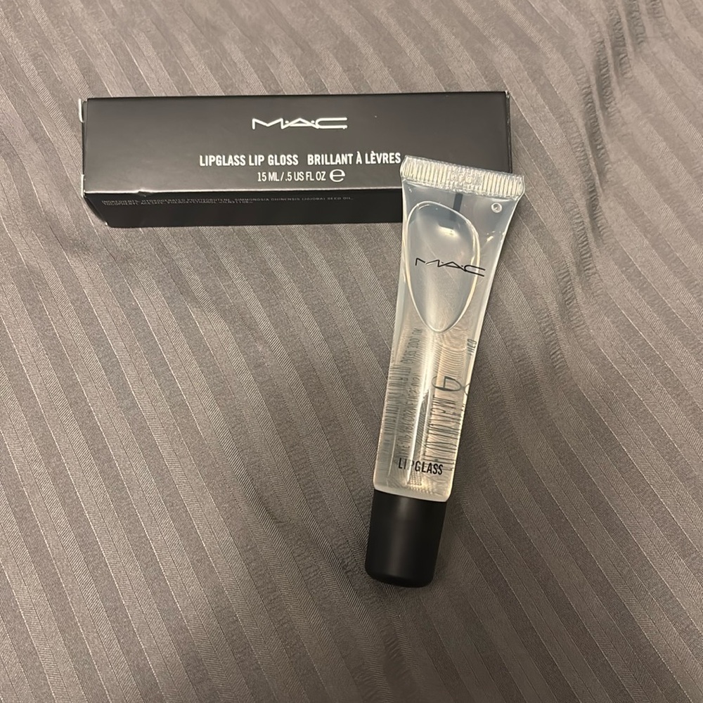 MAC COSMETICS LIPGLASS LIP GLOSS.